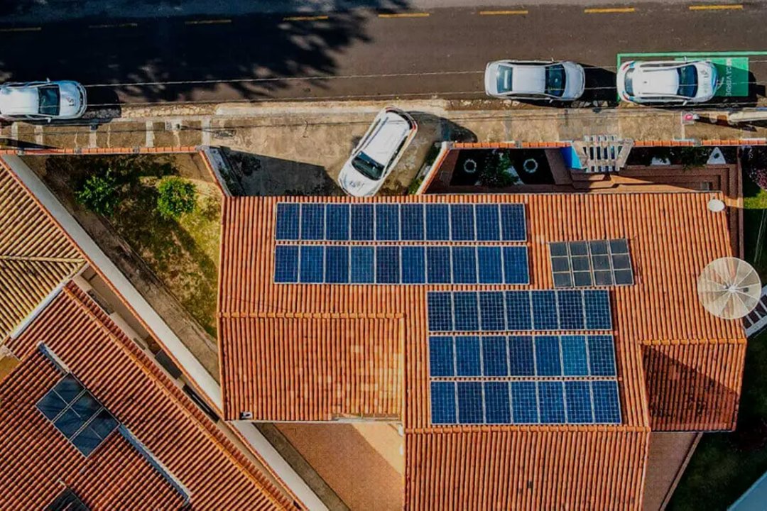 Energia solar residencial: descubra os benefícios para a sua casa